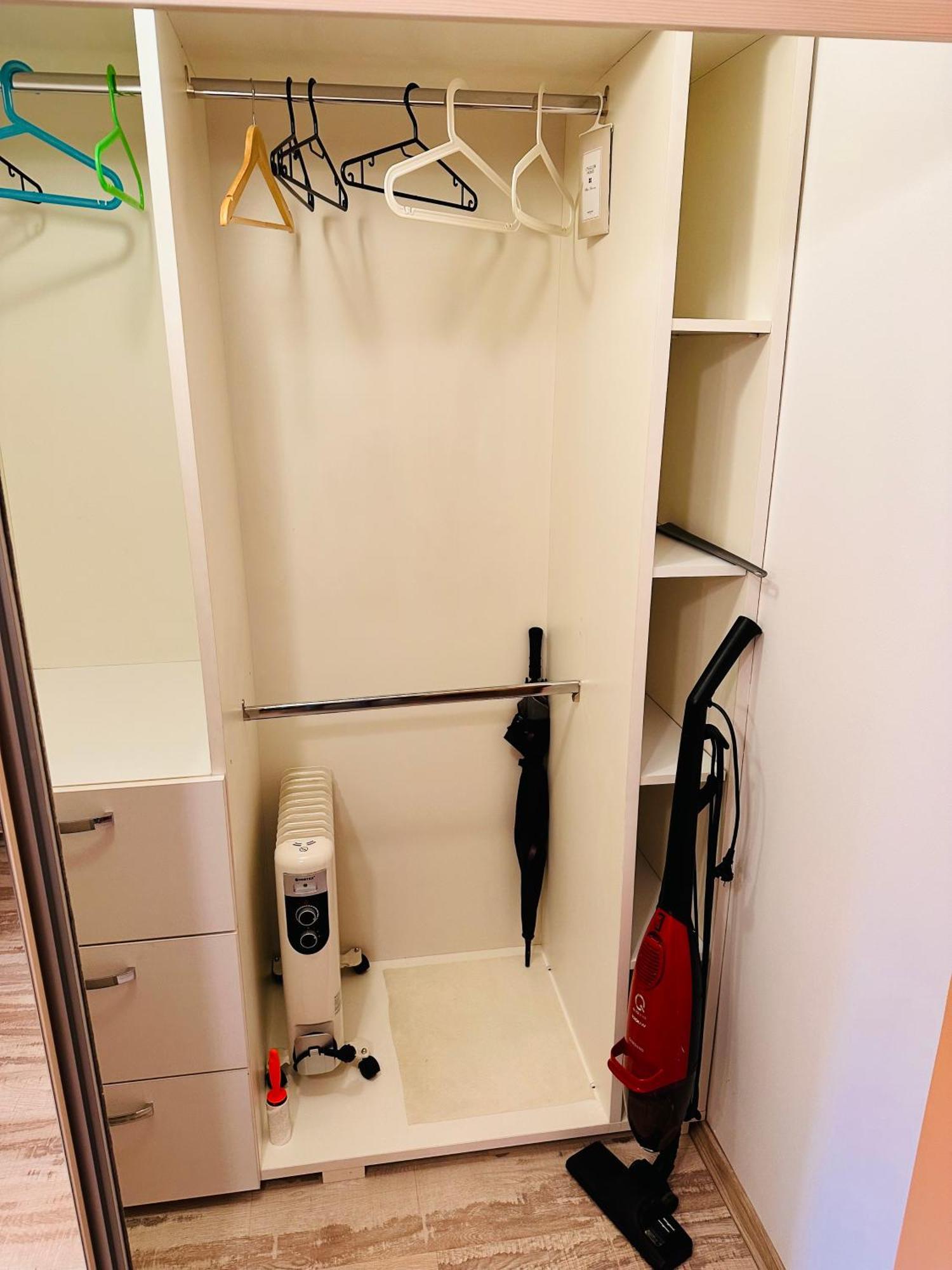 Euro Apartment Букурещ Екстериор снимка