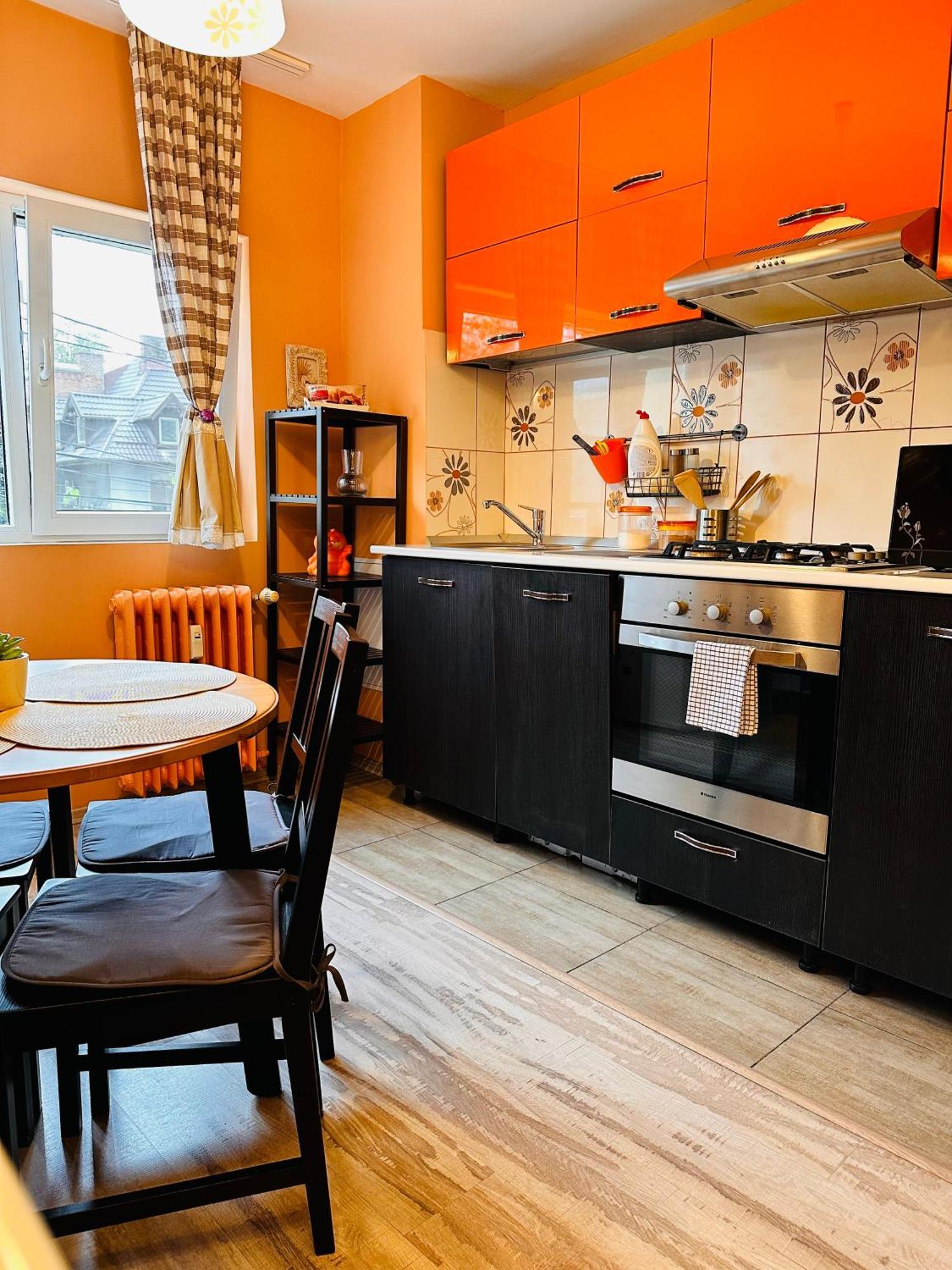 Euro Apartment Букурещ Екстериор снимка